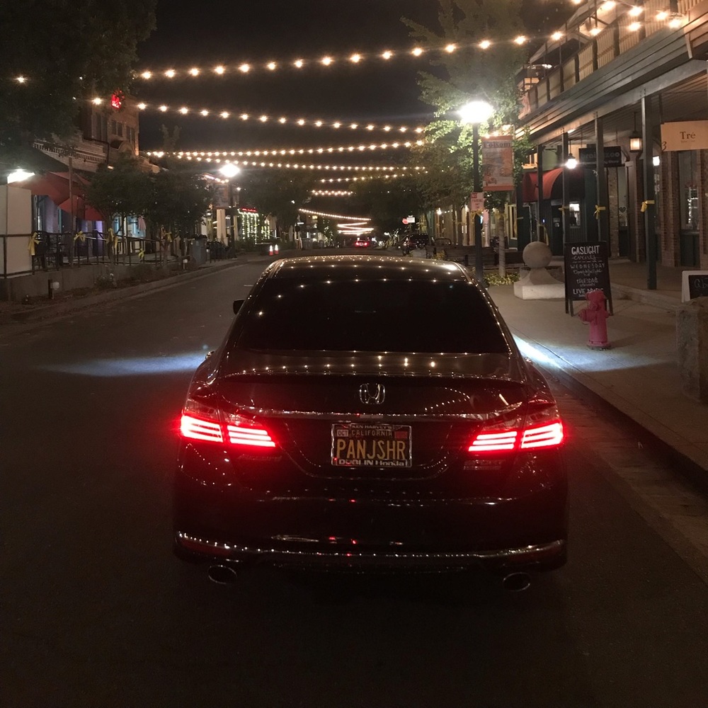 Meet your Posher, Naser